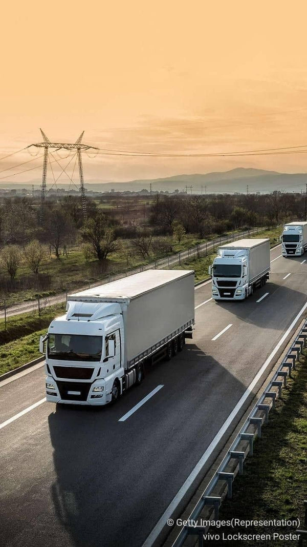 Logistics hub operation photo